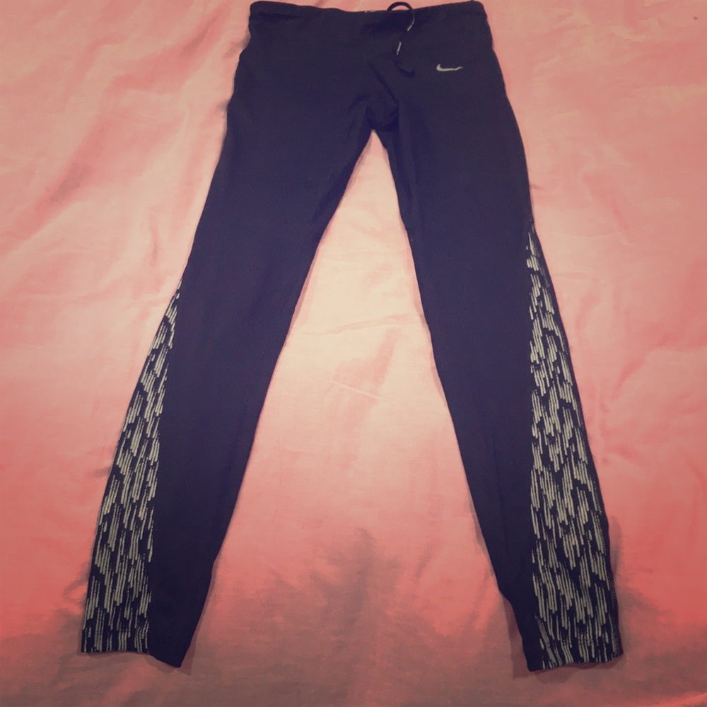 Nike Womans Workout Leggings